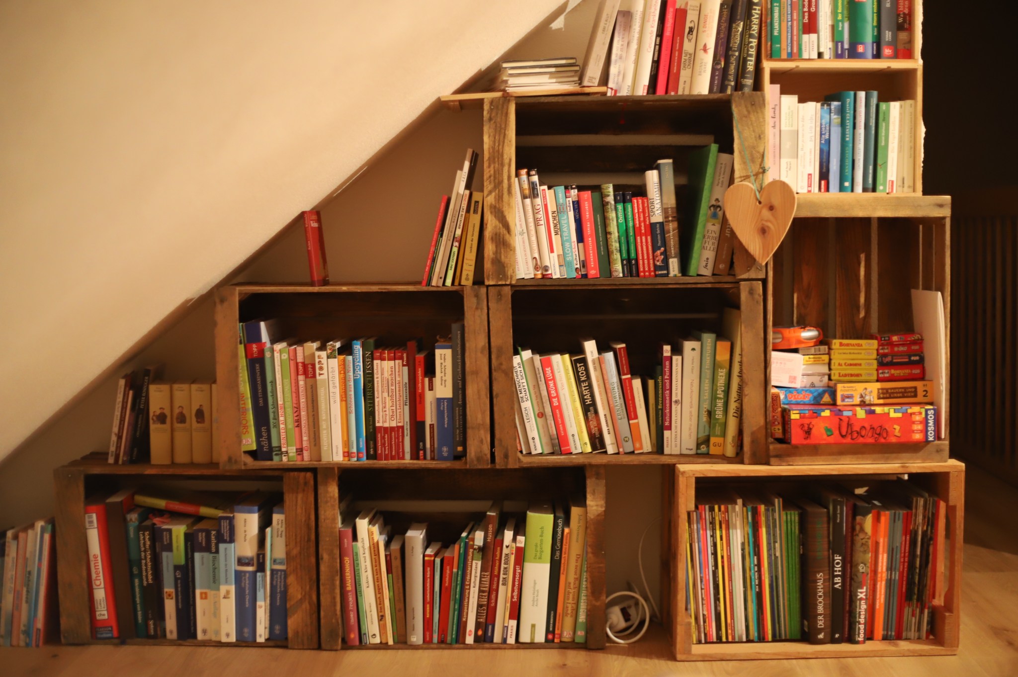 das fertige Bücherregal